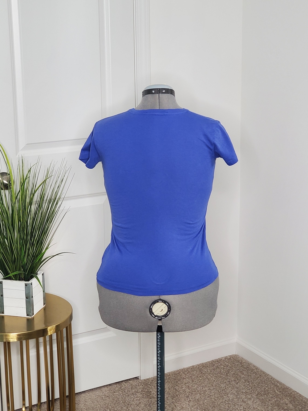 Ralph Lauren Sport Women's V-Neck T-shirt, Blue (Size XS) - Picture 3 of 7